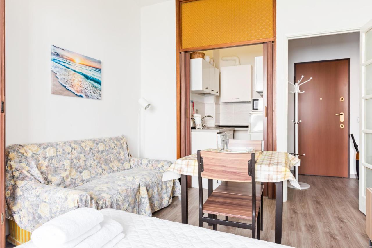 Guesthost - Milano Cozy Studio, Milan
